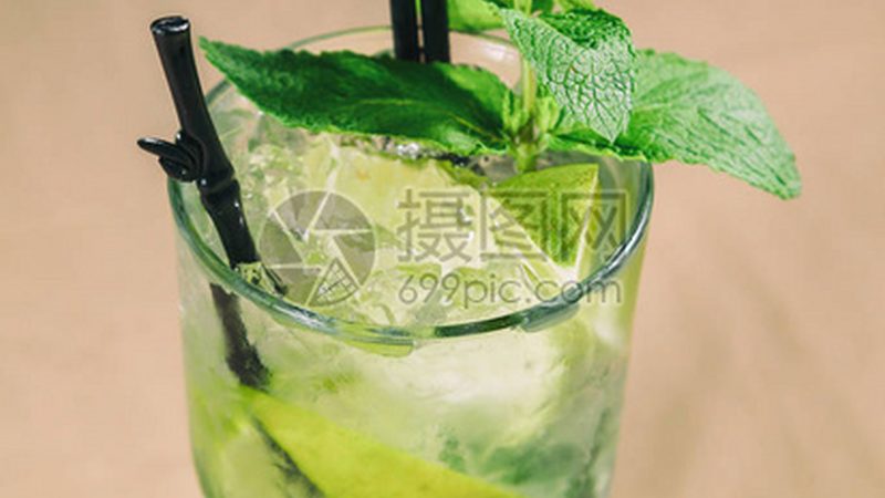 小餐饮加盟与自营：两种模式的优劣势解析