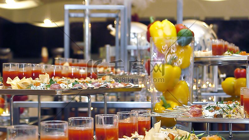 烘焙新手必备：工具与原料搭配全解析