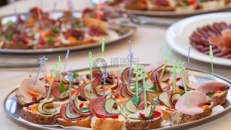 餐饮加盟：报价对比背后的关键因素